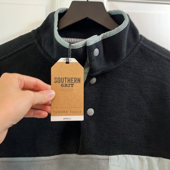 NWT Southern Grit Color Block Quarter Button Fleece Sweatshirt - Size Small - Picture 6 of 7